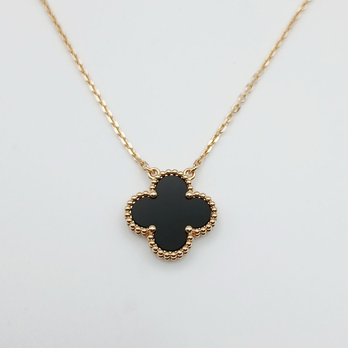 Van Cleef & Arpels ヴァンクリーフ＆アーペル ヴィンテージ アルハンブラ オニキスネックレス 750YG ネックレス VCARA45800 レディース K18イエローゴールド ブラック 中古