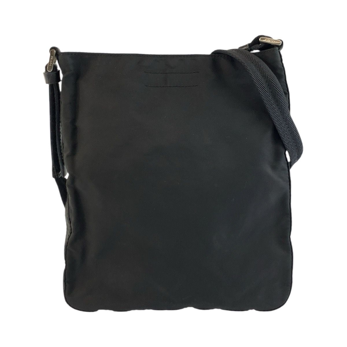PRADA プラダ テスート 三角ロゴプレート ブラック 黒 シルバー金具