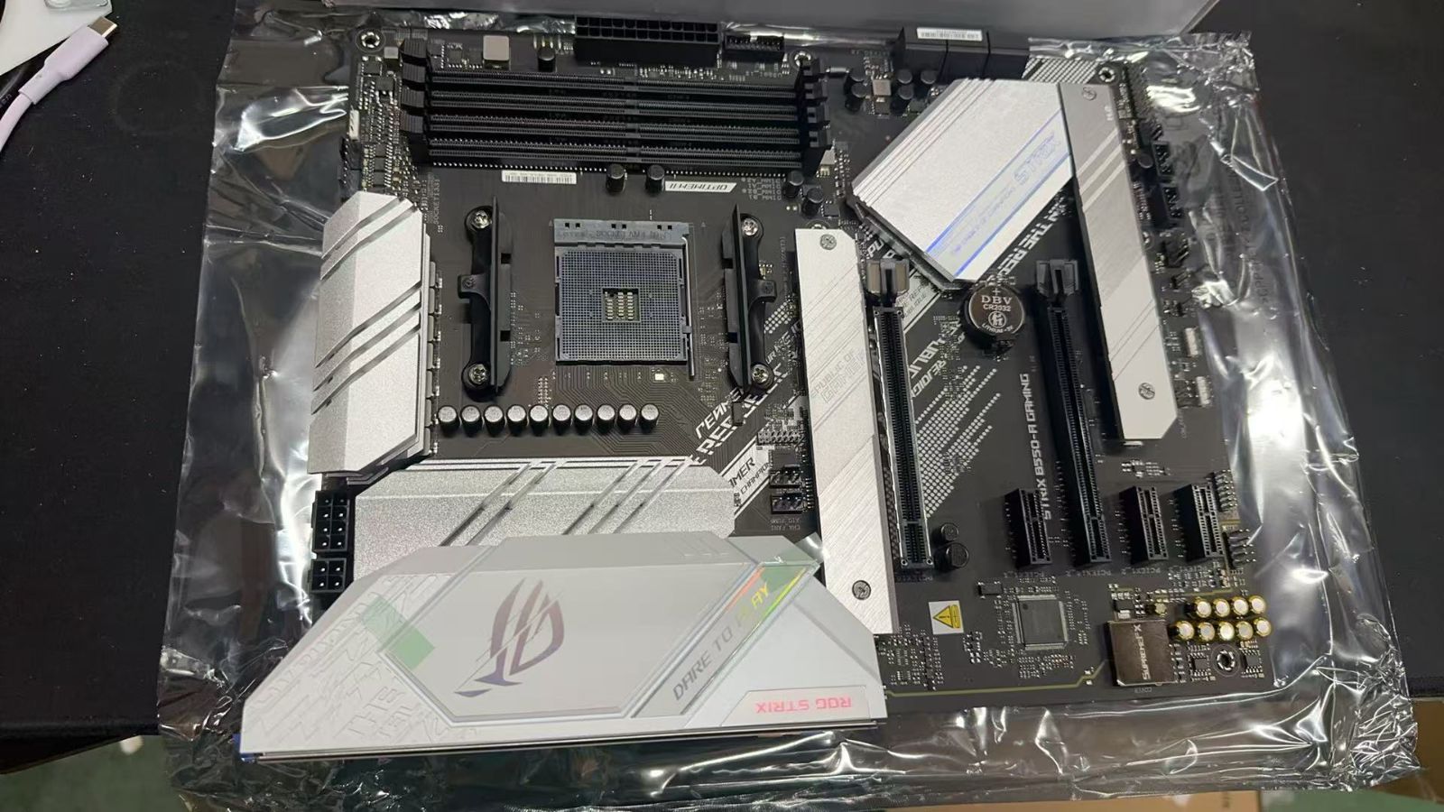 ASUS ROG STRIX B550-A GAMING マザーボード 開封未使用 - メルカリ