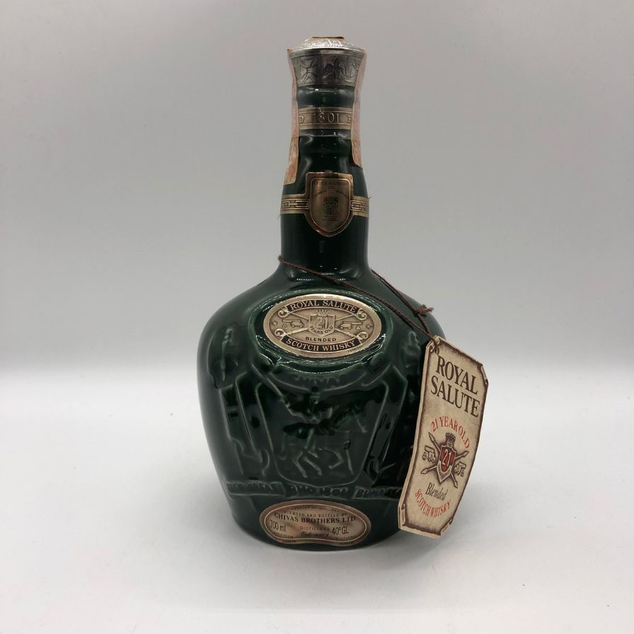 ロイヤルサルート 21年 緑陶器ボトル 700ml 40％【V4】 - メルカリ