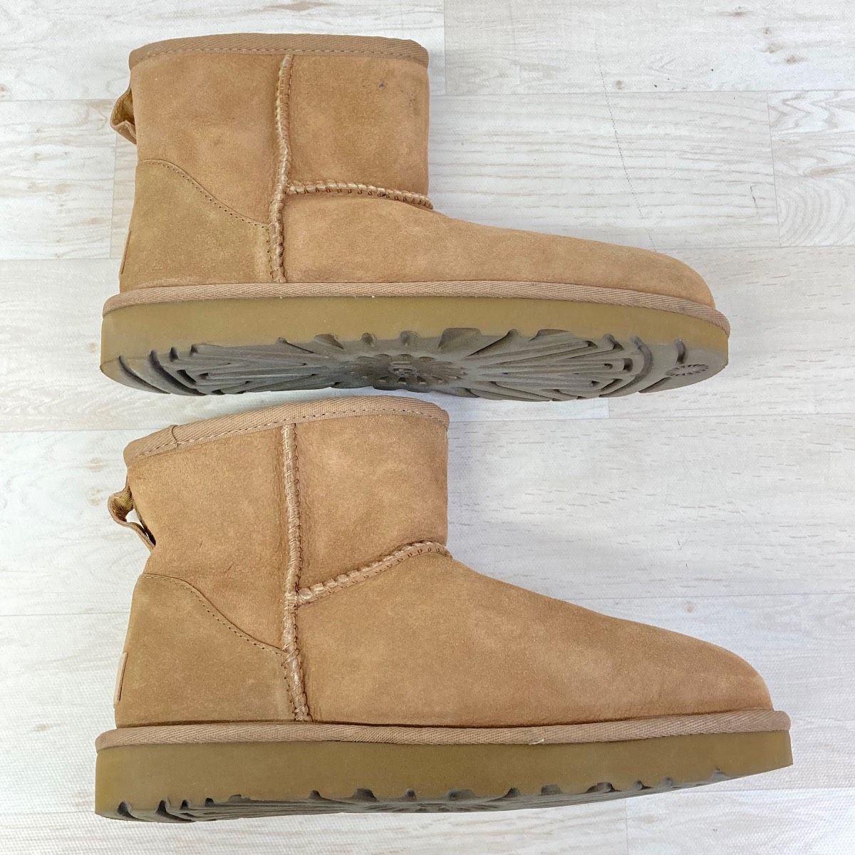 美品 UGG ブーツ レディース 22cm 美品 UGG/アグ ムートンブーツ 22cm キャメル 1016222 クラシックミニ