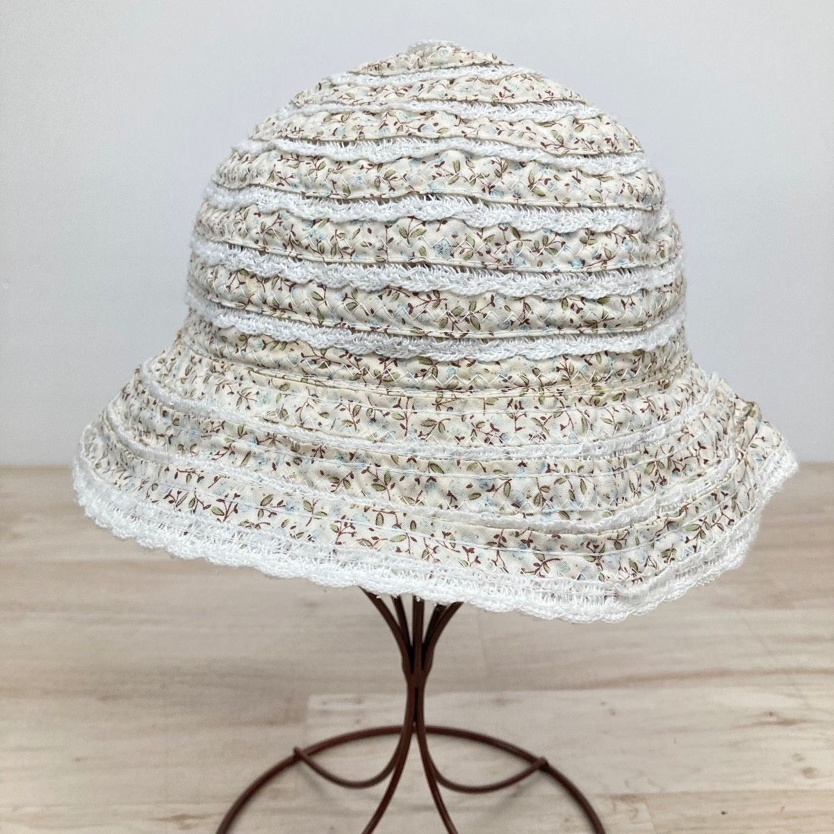 アントステラ  ハロウィン ハットライト  ☆新品☆ 美品 AUNT STELLA'S/アントステラ 帽子 ハット 52cm 品番9426951 花柄