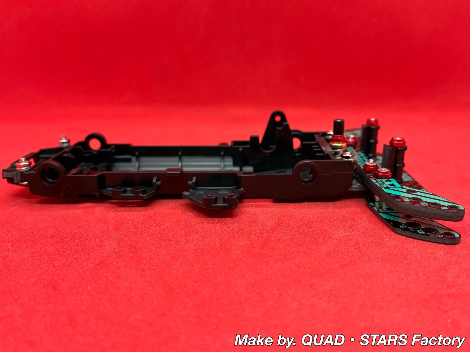 ミニ四駆・VZシャーシ用】1軸リヤアンカー＋ローラーアンダーガード 弓