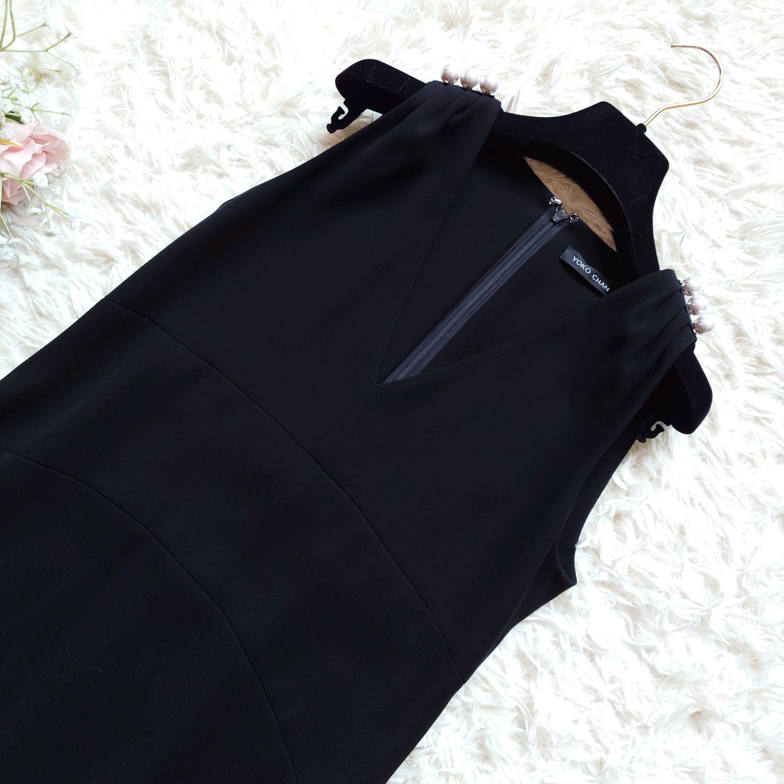 新品タグ付き】 YOKOCHAN ヨーコチャン ショルダーパール Vネック