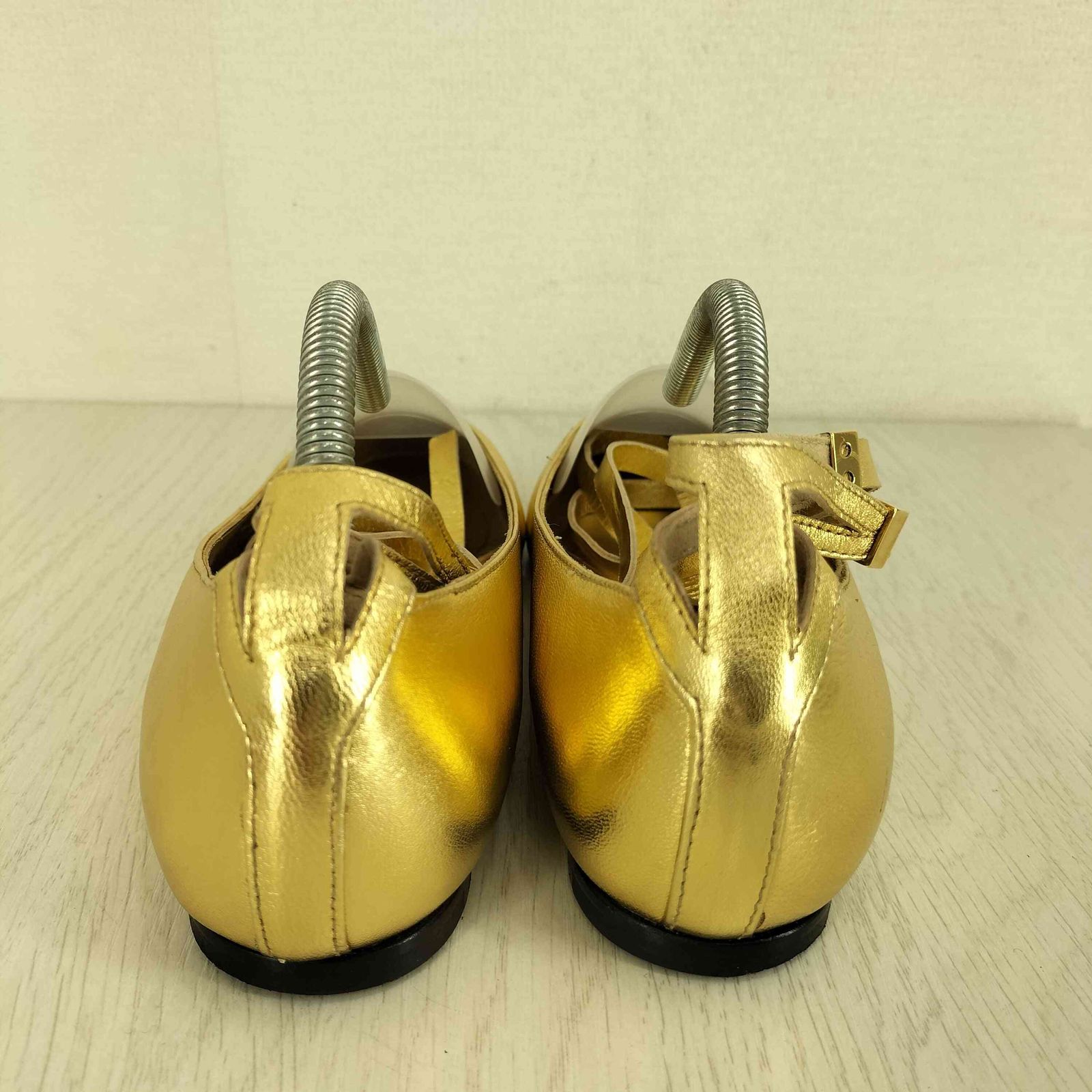 ミッシェルビビアン MICHEL VIVIEN ポインテッドトゥ リボン フラット
