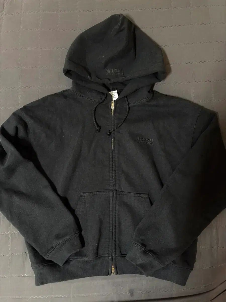 VETEMENTS ヴェトモン 23ss フィット フーディー