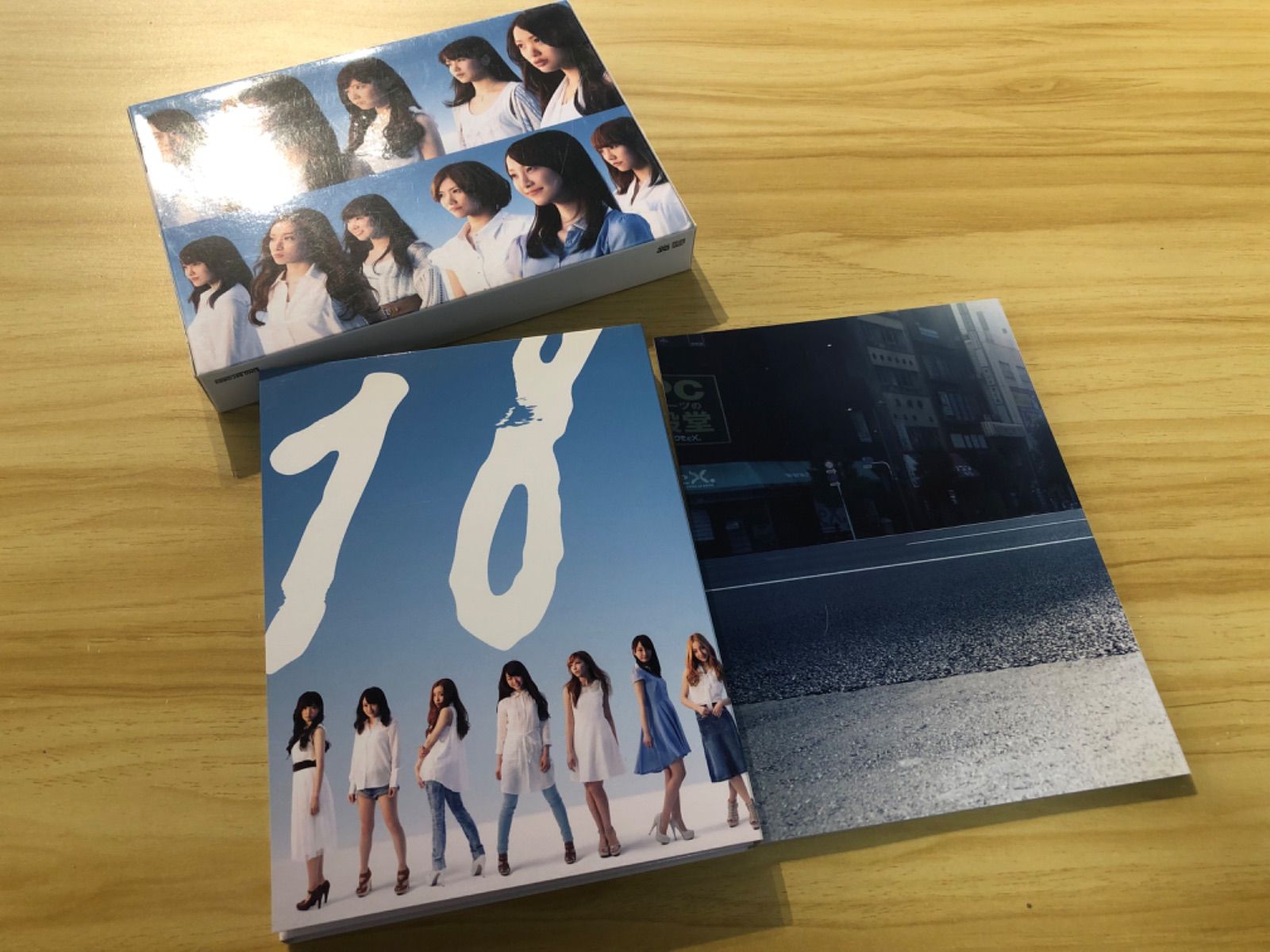 中古] [DVD] AKB48 1830m CD2枚 DVD1枚 (3枚組) / M04223 - メルカリ