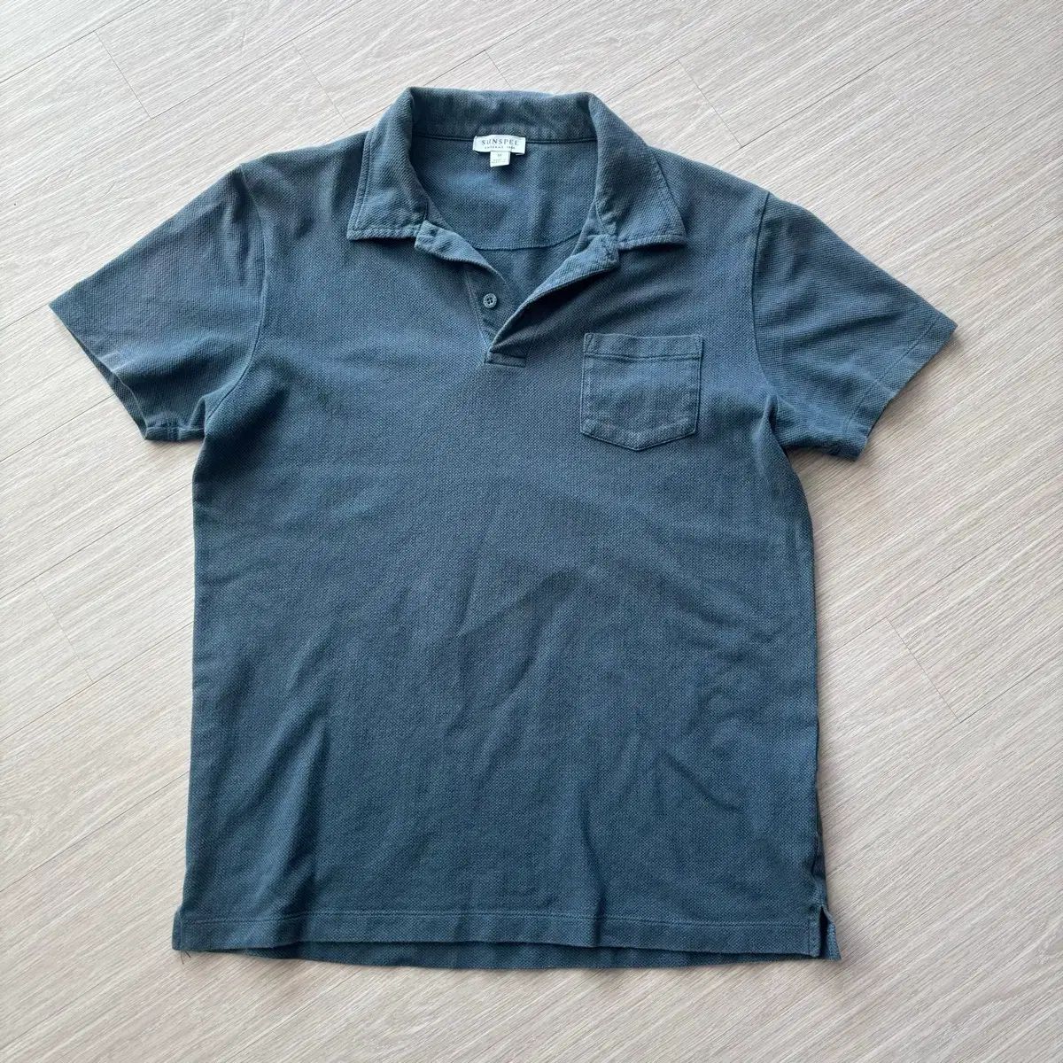 サンズフェル カラーTシャツ