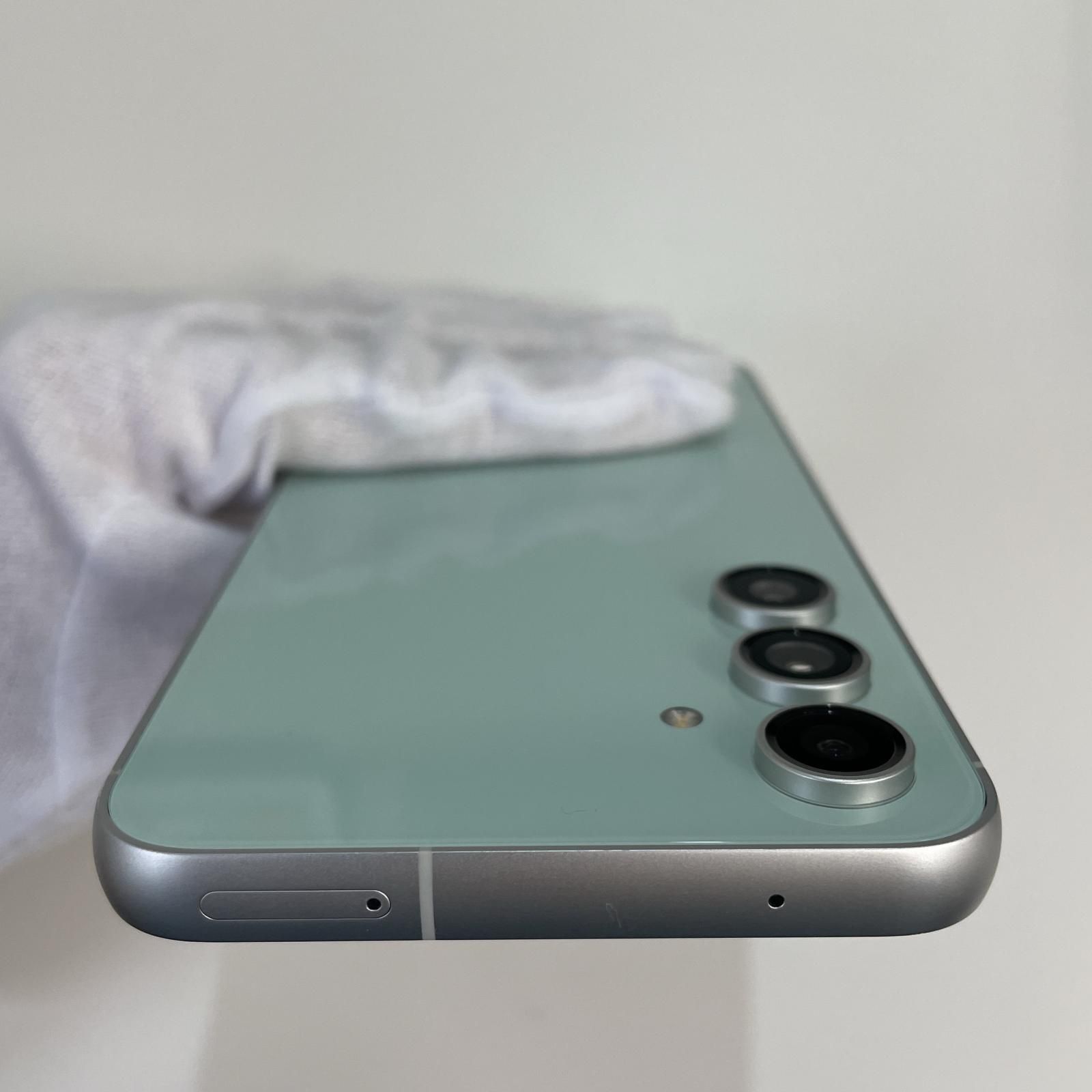 Galaxy S23 FE SCG24 ミント 中古 SIMロック解除済 - メルカリ