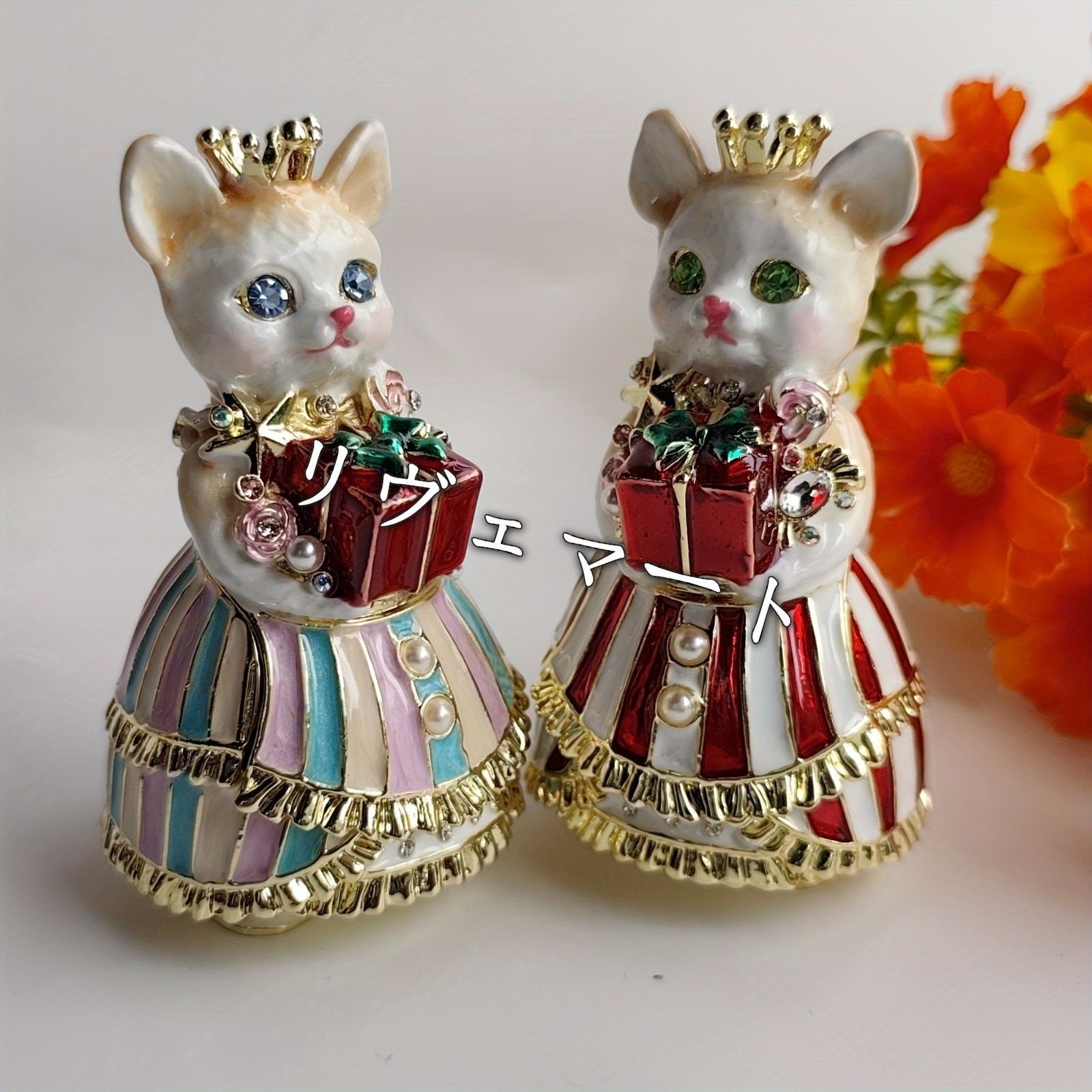 小物入れ 鍵置き 置物 インテリア オブジェ ドレスを着ているネコ ねこ 猫 緑の目 青い目 2種類 玄関 鍵 収納ボックス 雑貨 インテリア オシャレ ジュエリーボックス アクセサリーケース ミニサイズ 亜鉛合金