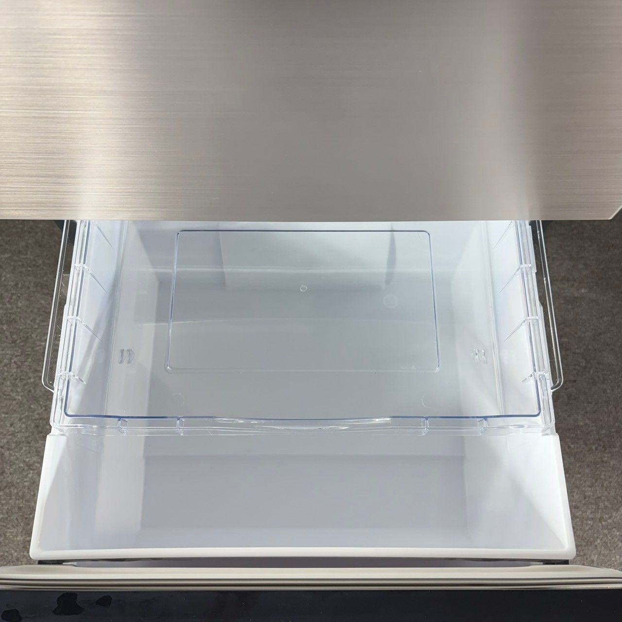 2024年製】 美品 HITACHI 日立 3ドア 冷凍冷蔵庫 R-V32TV 315L - メルカリ