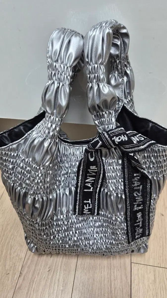 ランバン シルバー シャーリング トートバッグ (正規品)