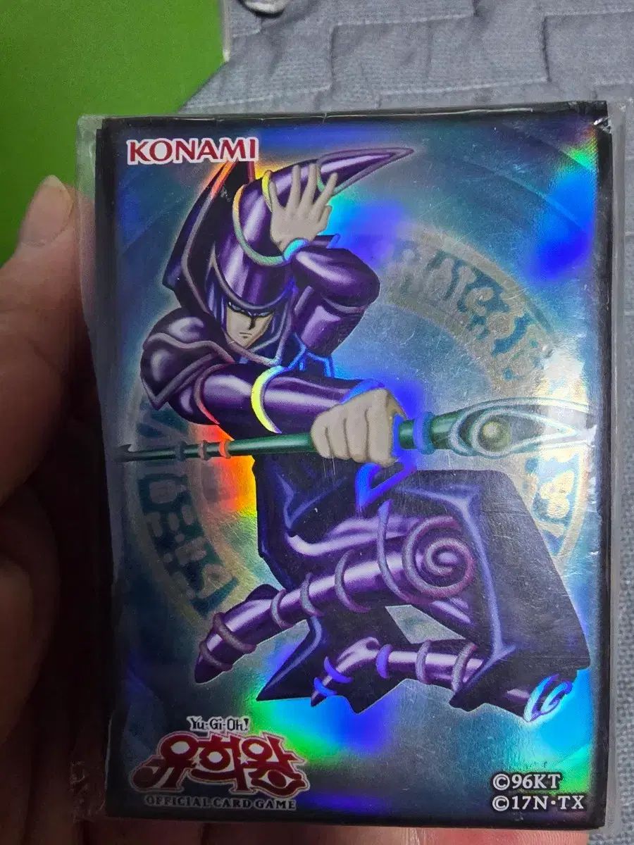 遊☆戯☆王 カード スリーブ ブラック・マジシャン