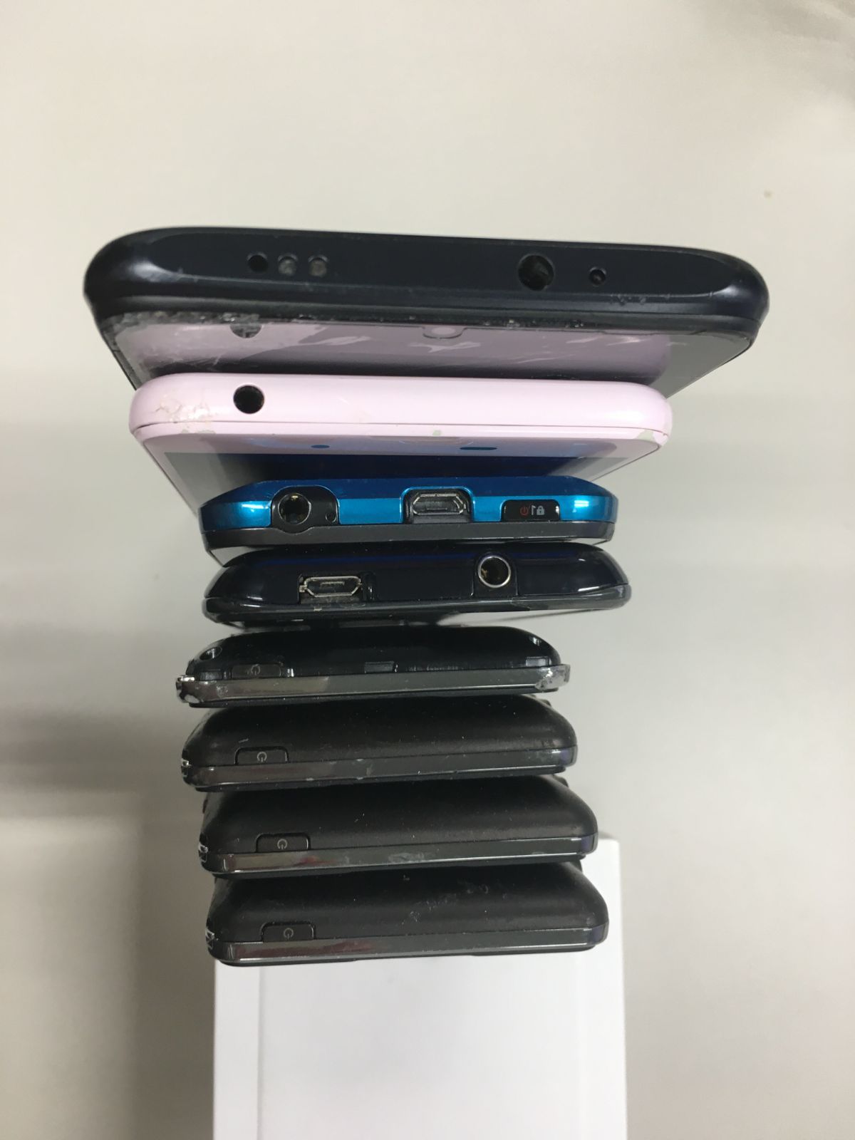 ジャンクスマホ8台セット SC-02B他 - メルカリ