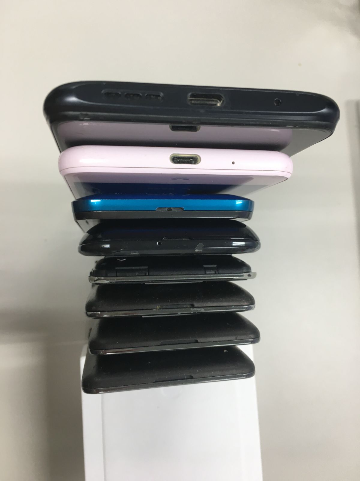 ジャンクスマホ8台セット SC-02B他 - メルカリ
