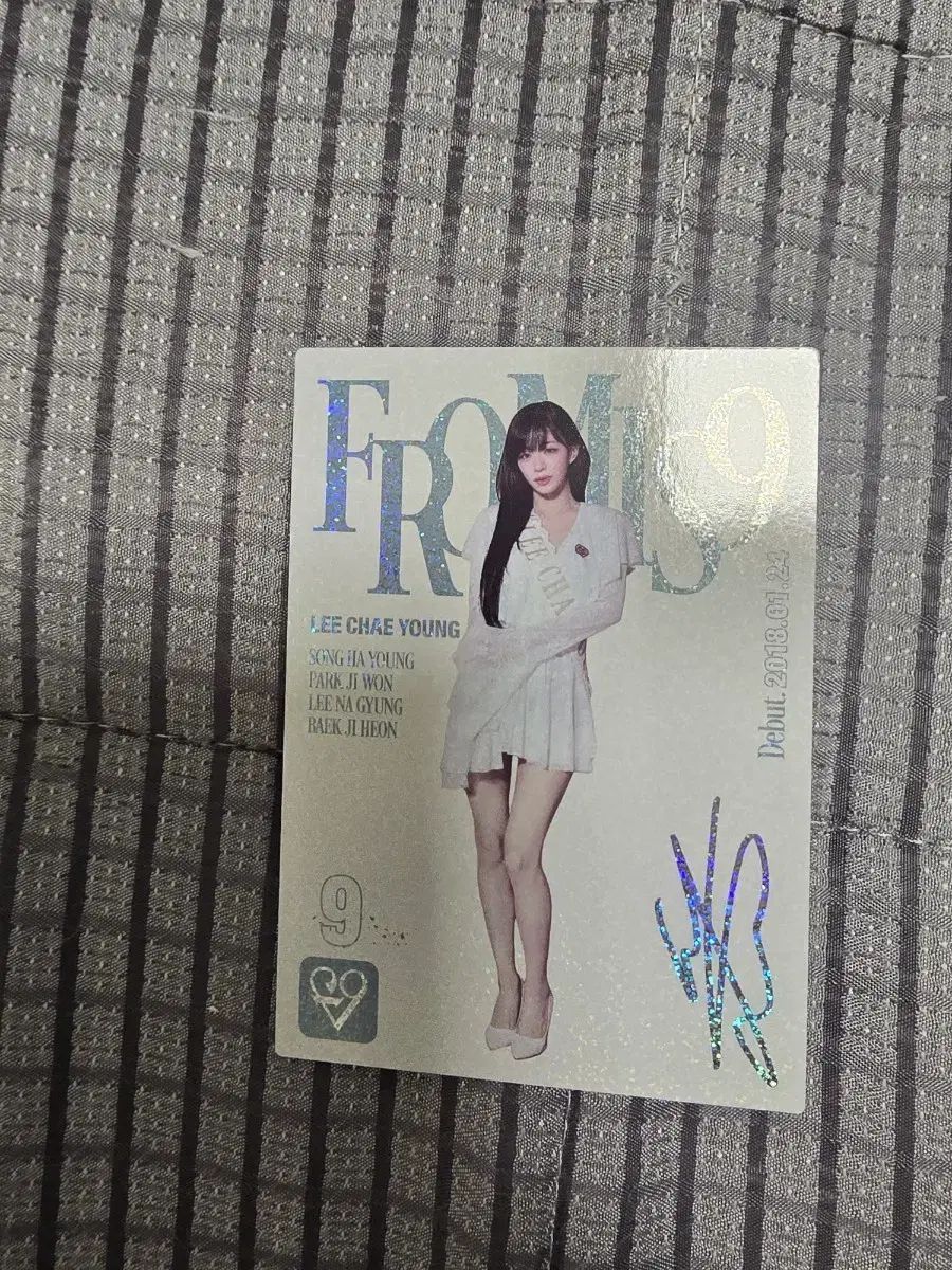 テッカ fromis_9(プロミスナイン・プミナ) MAGAZINE イ・チェヨン(LEE CHAEYOUNG) 50限定