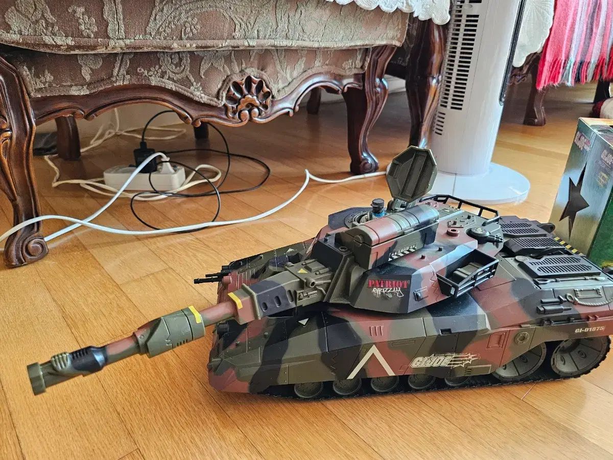 GI JOE ジアイジョー 遊撃隊 限定モデル 国防柄 中 戦車 出品