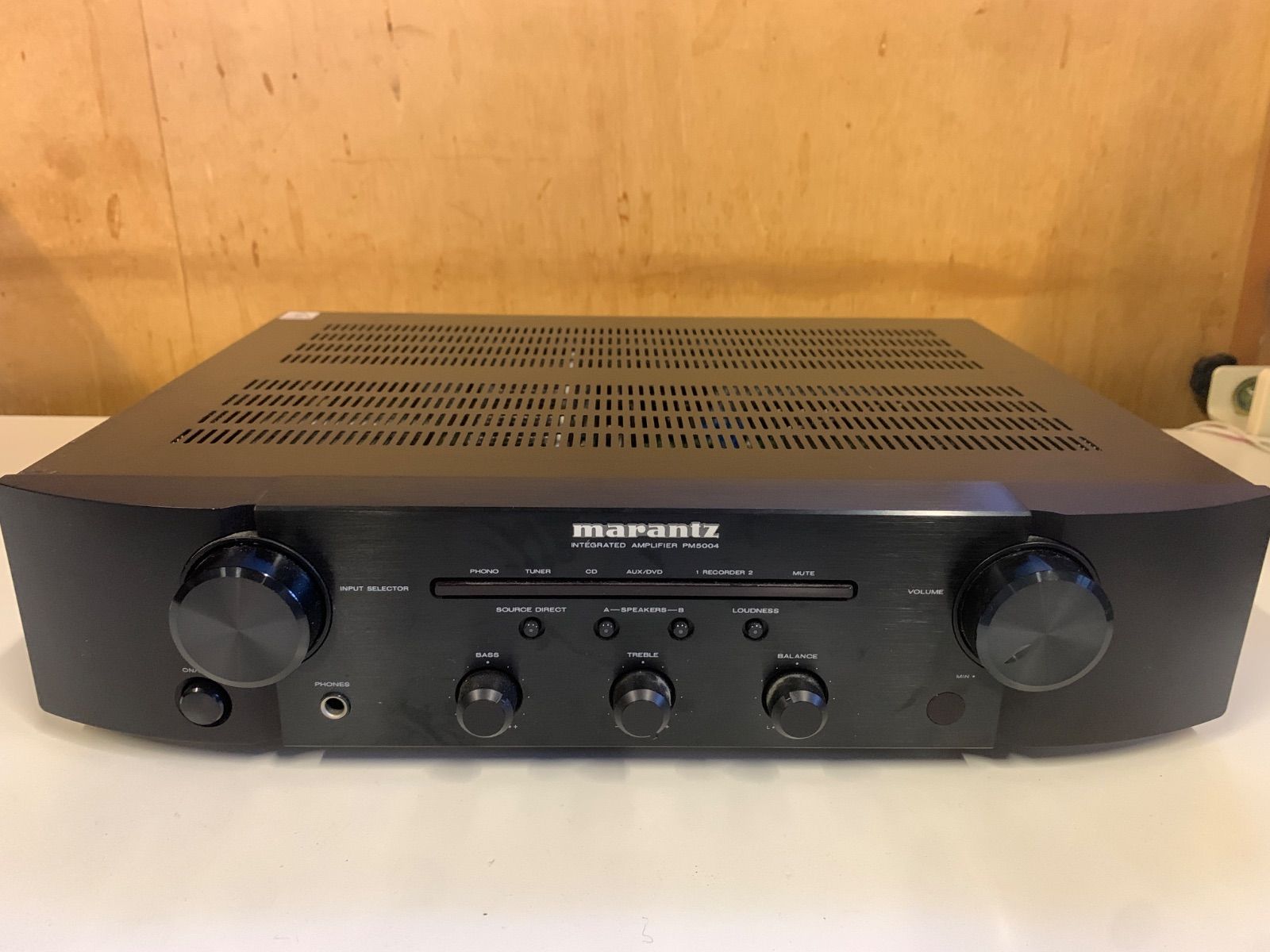 Marantz プリメインアンプ PM5004（ブラックモデル） - メルカリ