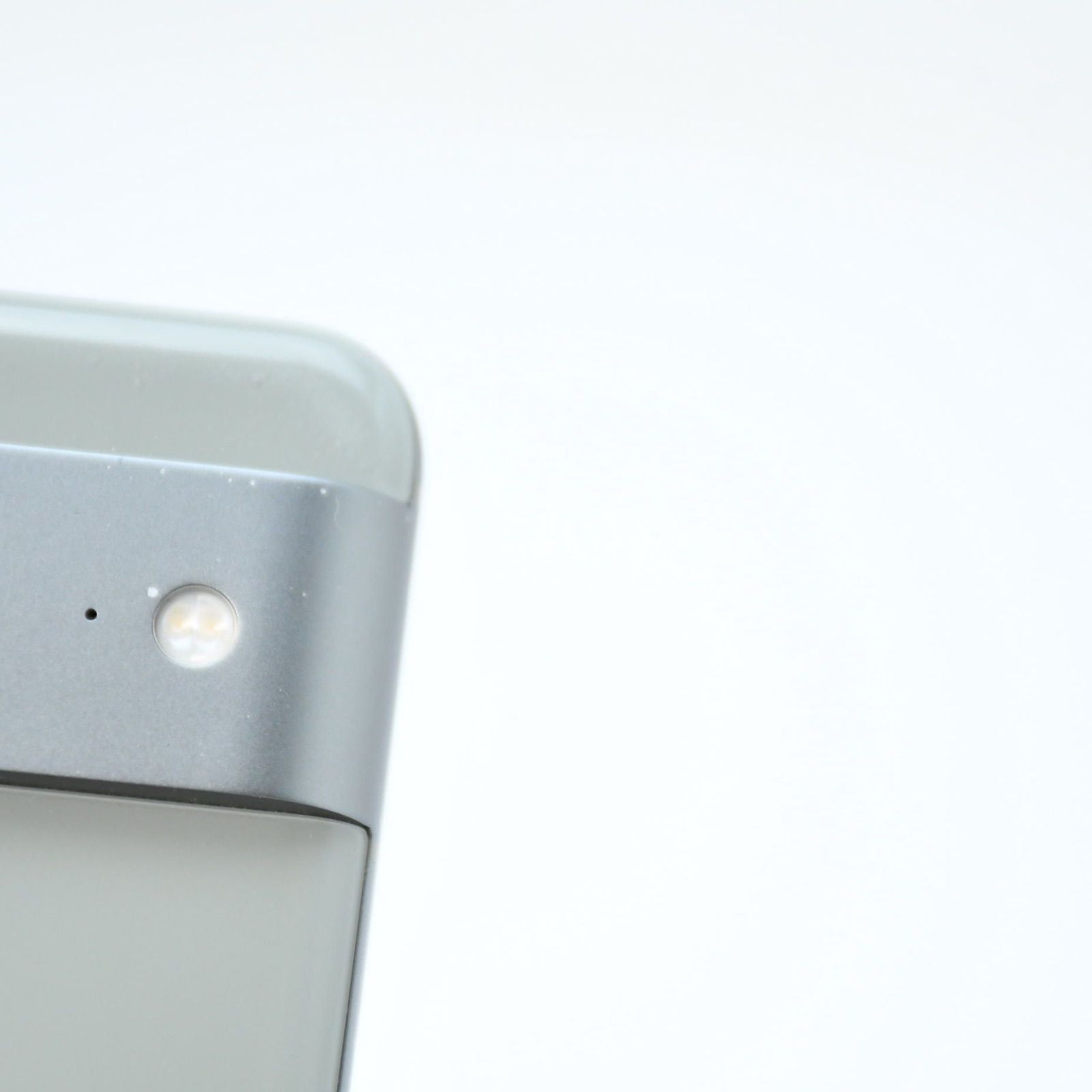 美品】Google Pixel 8 128GB Hazel docomo SIMフリー - メルカリ