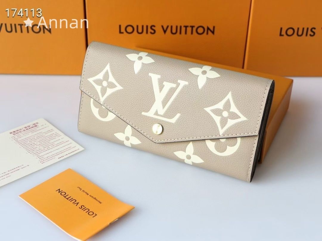 激レア ??超美品級?? 極美品 LOUIS VUITTON 財布 ルイヴィトン長財布 ウォレット LV 長財布 小銭入れ
