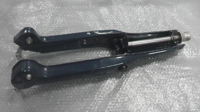 カブFI　AA01　の　フロント フォーク　M10:#1782263096