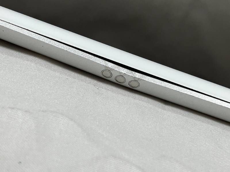 訳有】iPad 第8世代 32GB シルバー バッテリー85% - メルカリ