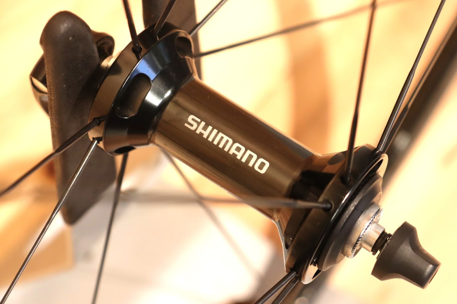 シマノ SHIMANO WH-RS81-C24-CL アルミ/カーボン クリンチャー