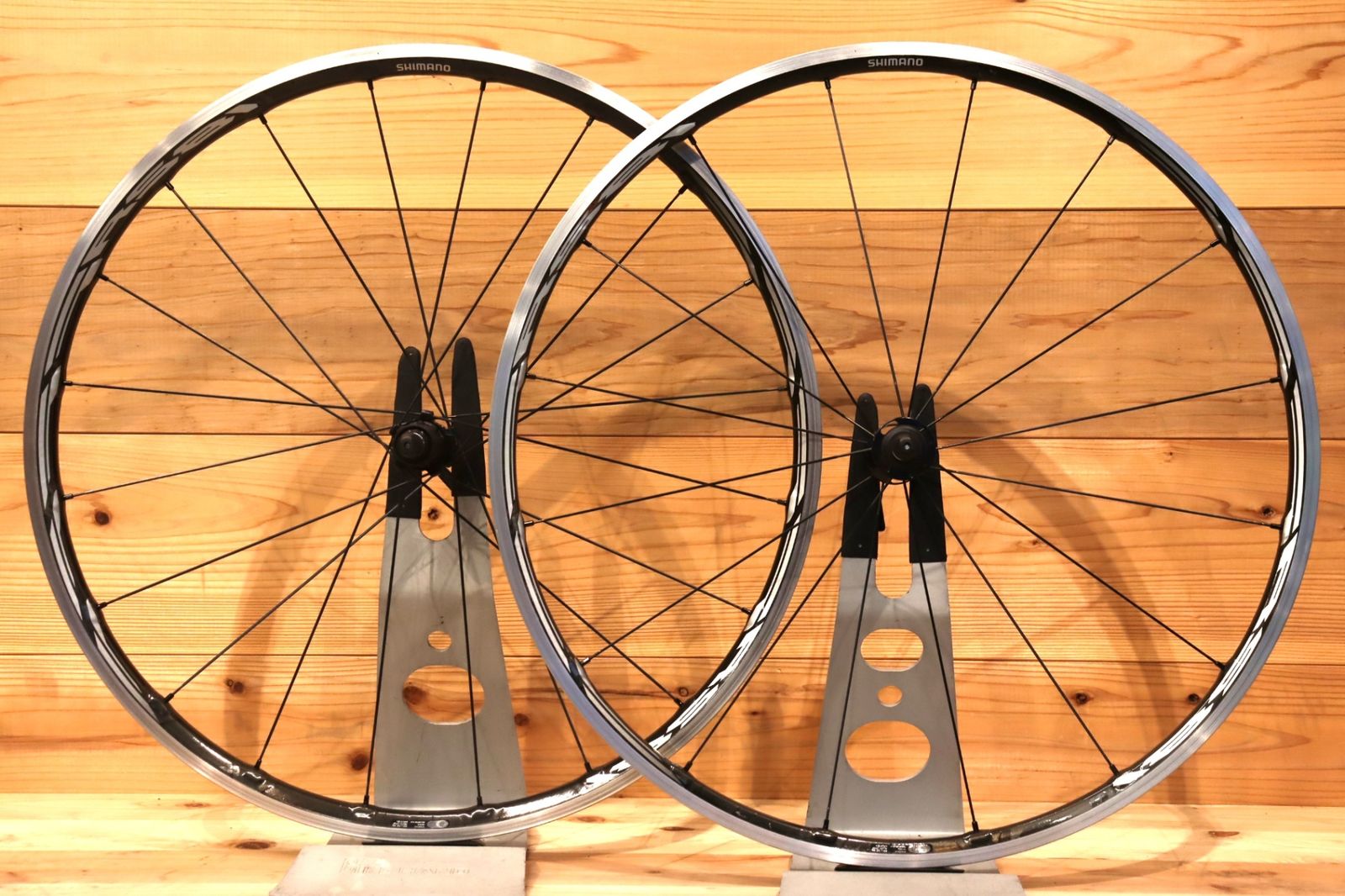 WH-RS81 C24 シマノ ジャンク 値下げしました シマノ SHIMANO WH-RS81-C24-CL アルミ/カーボン クリンチャー