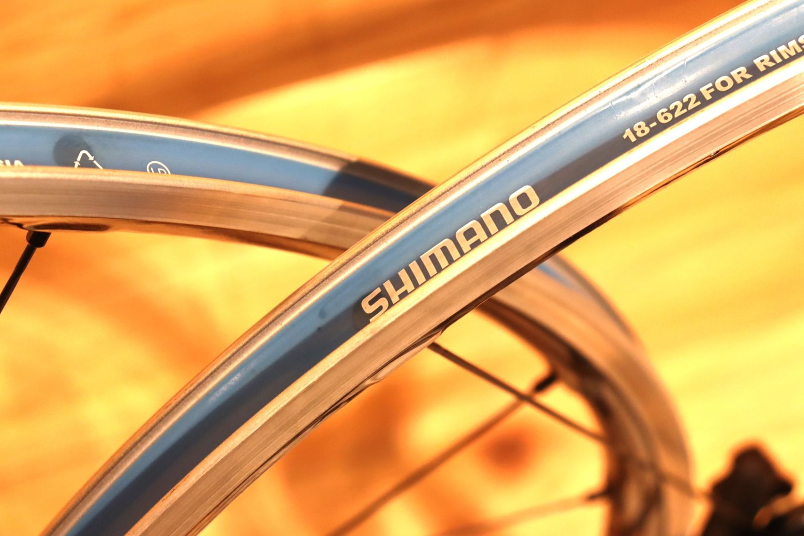 シマノ SHIMANO WH-RS81-C24-CL アルミ/カーボン クリンチャー