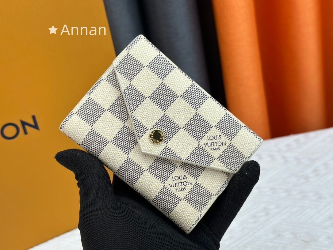 実用性 【極美品】 LOUIS VUITTON 折り財布 ルイヴィトン 折り財布 小銭入れ