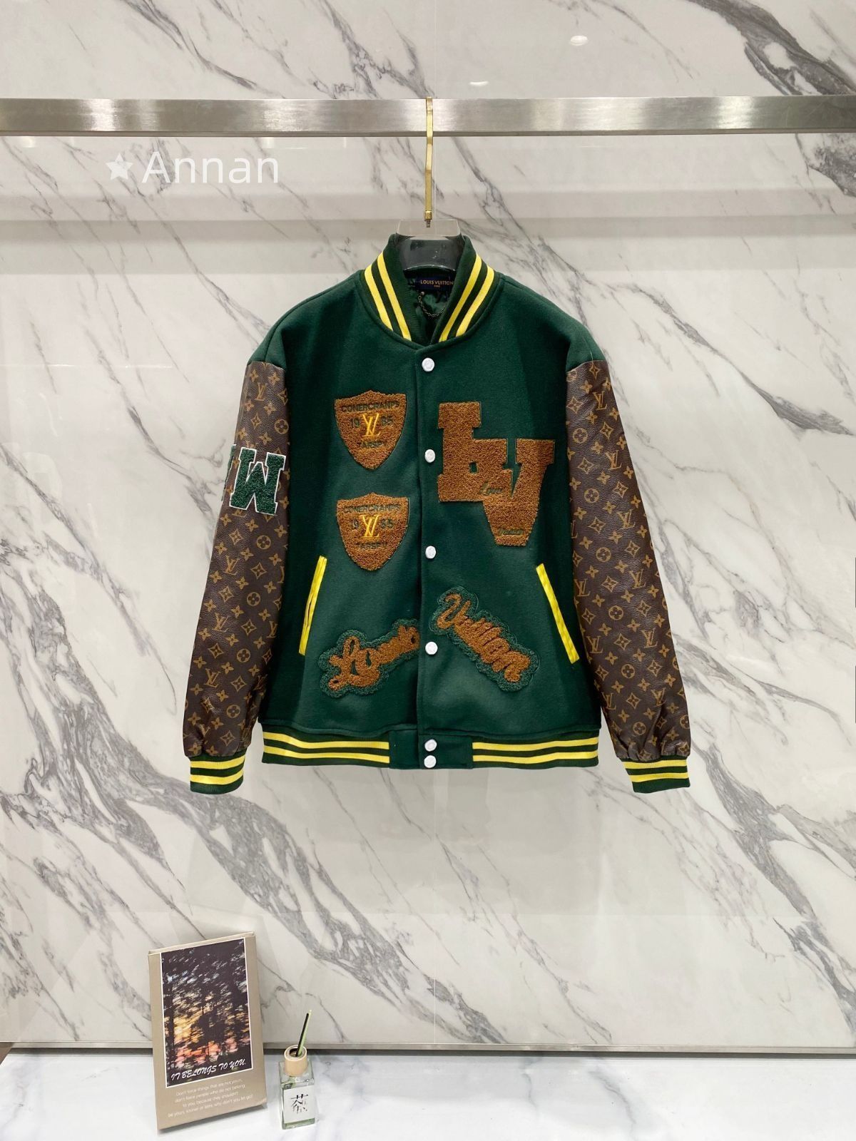 美品 LOUIS VUITTON ルイヴィトン メンズ ジャケット アウター スタジャン