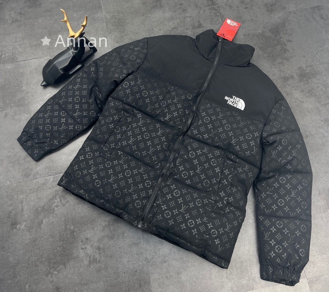 【美品】 LOUIS VUITTONルイヴィトン メンズ モノグラム ダウンジャケット
