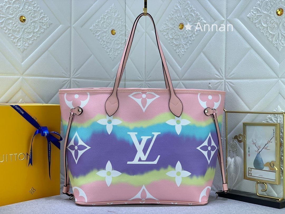 ルイヴィトン LOUIS VUITTON トートバッグ LVエスカル ネヴァーフル MM ブルー 10,360円