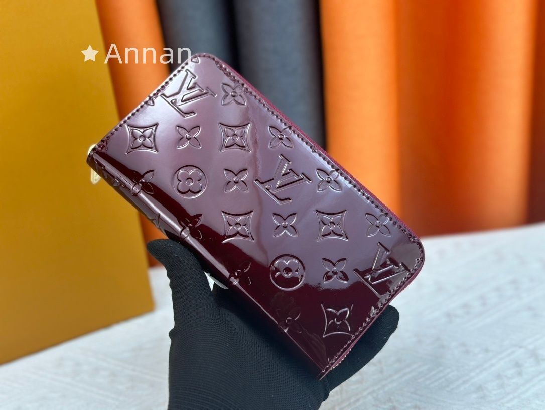 大人気 極美品 LOUIS VUITTON ルイヴィトン長財布 小銭入れ