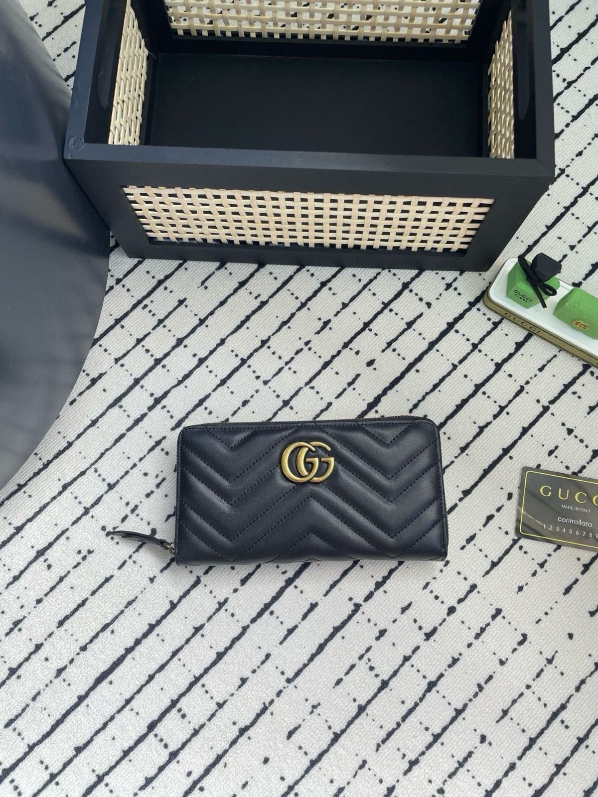 最終値下げ GUCCI グッチ長財布 ウォレット 長財布 小銭入れ 最終値下げ GUCCI グッチ長財布 ウォレット 長財布 小銭入れ