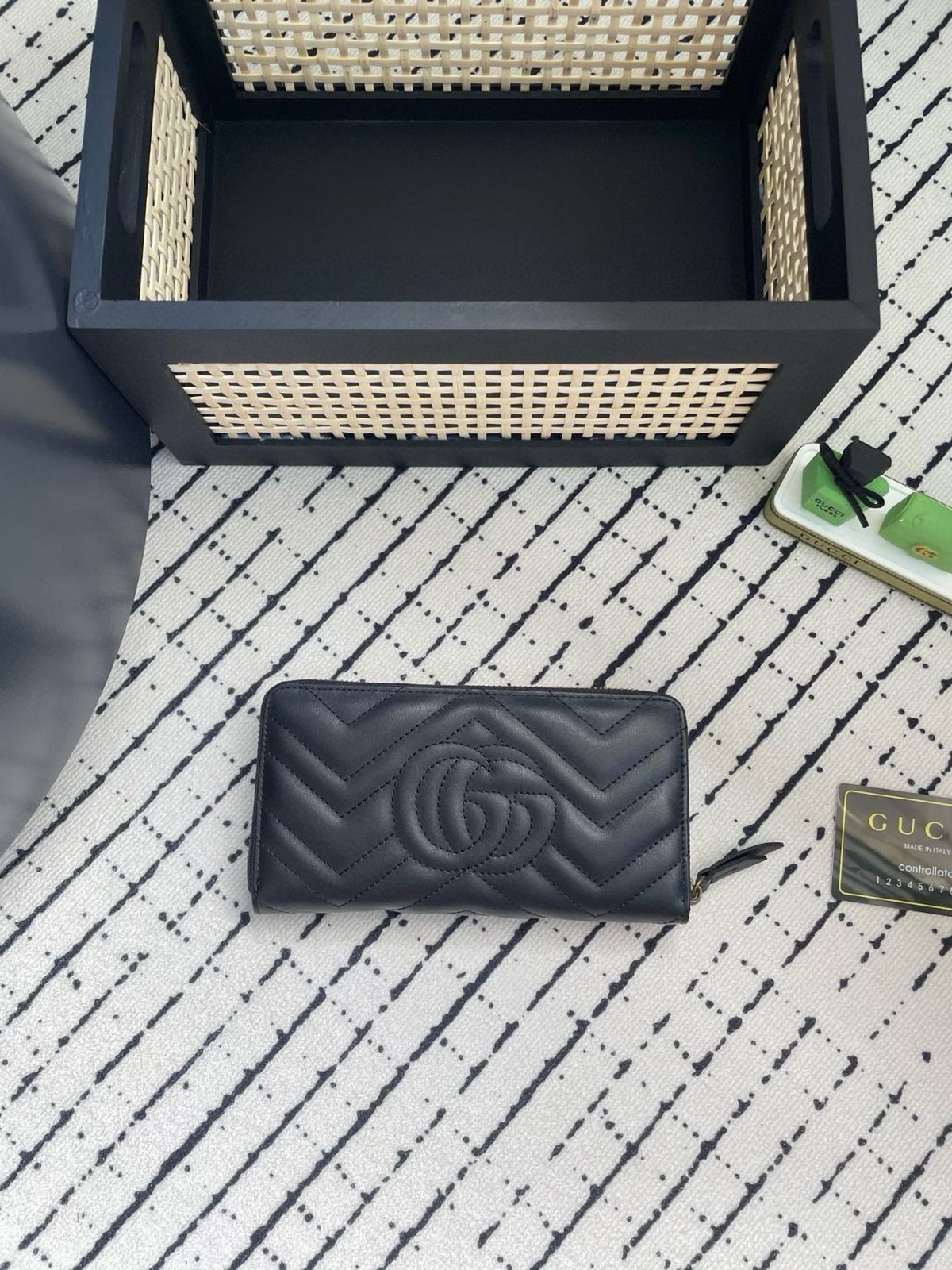 最終値下げ GUCCI グッチ長財布 ウォレット 長財布 小銭入れ 最終値下げ GUCCI グッチ長財布 ウォレット 長財布 小銭入れ