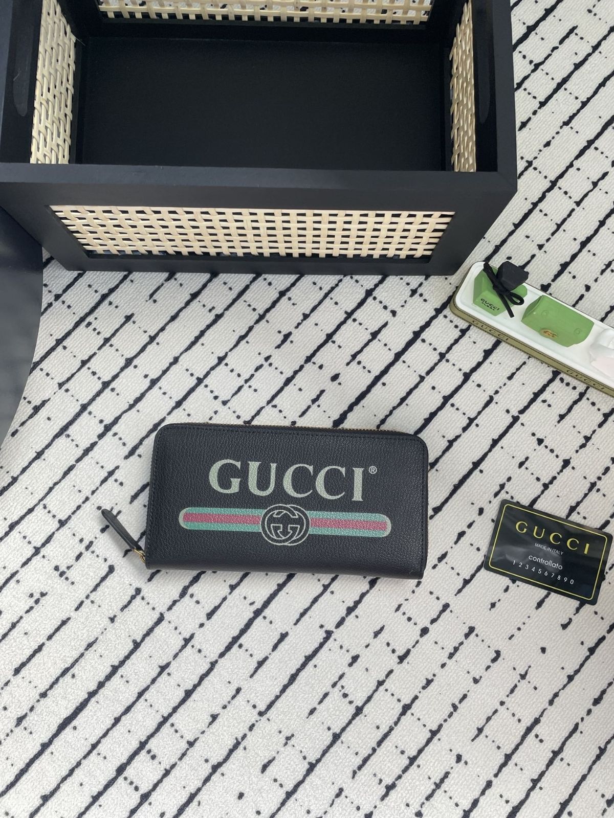 状態良 GUCCI グッチ ウォレット 小銭入れ
