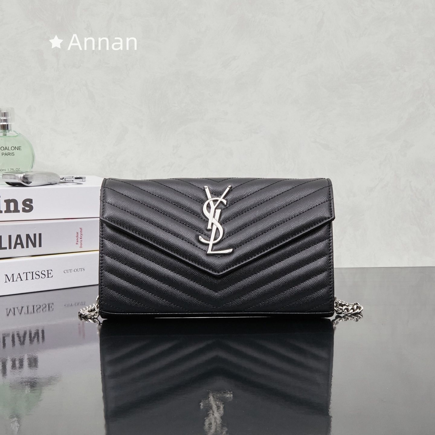 高級美品 状態良超美品レディース YSL Yves Saint Laurent イヴサンローラン ショルダーバッグ