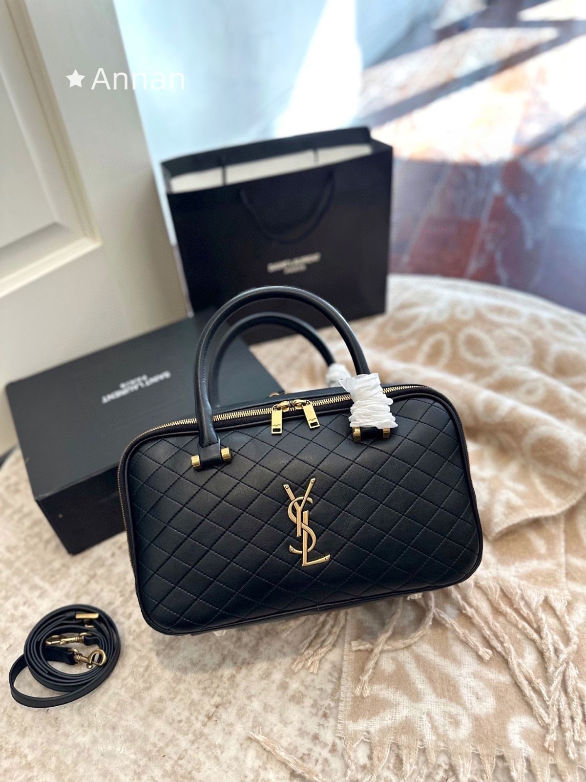 限界価格 超美品レディース YSL Yves Saint Laurent イヴサンローラン ハンドバッグ