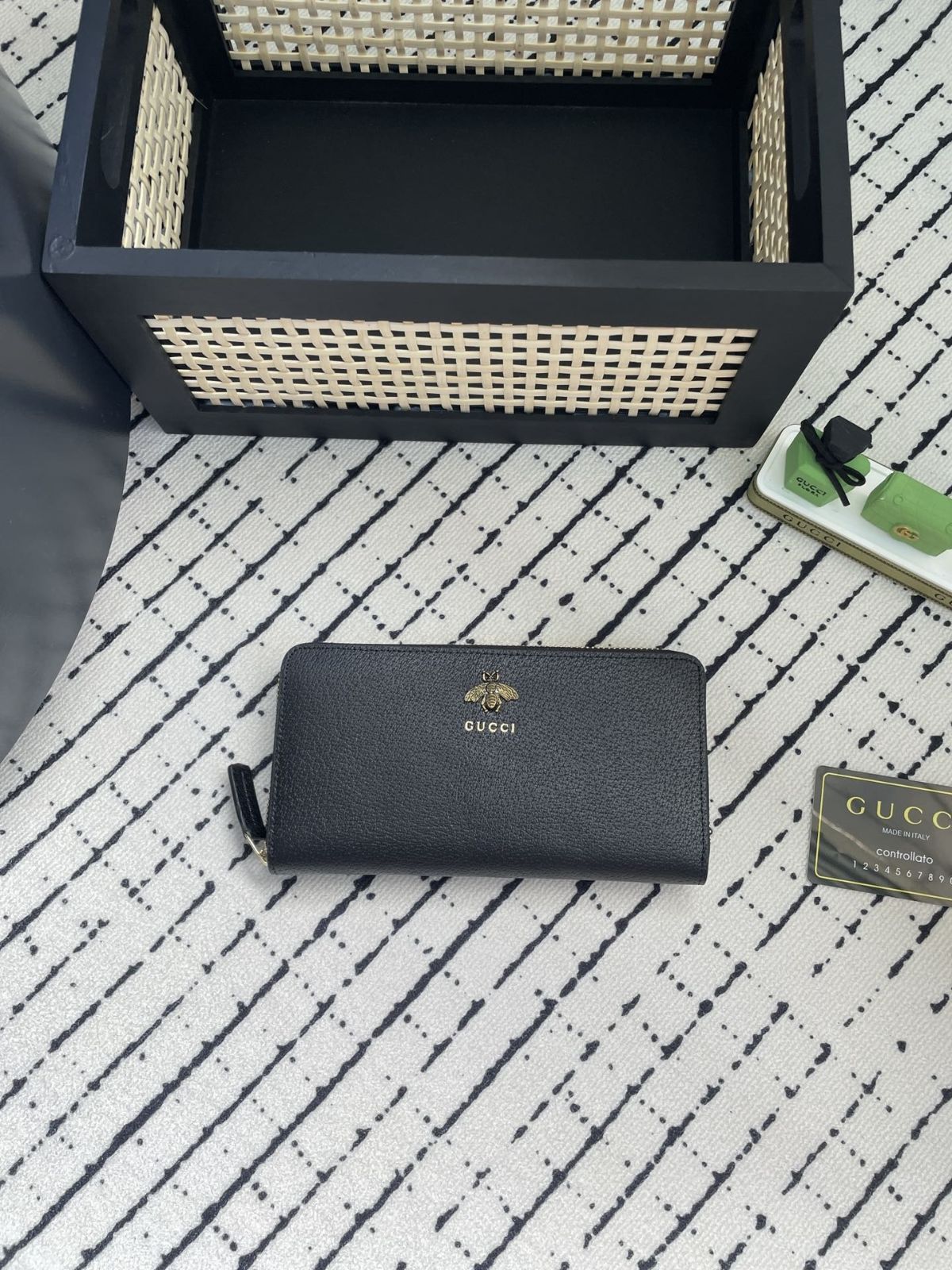 大人気 本革 GUCCI グッチ ウォレット 長財布 小銭入れ