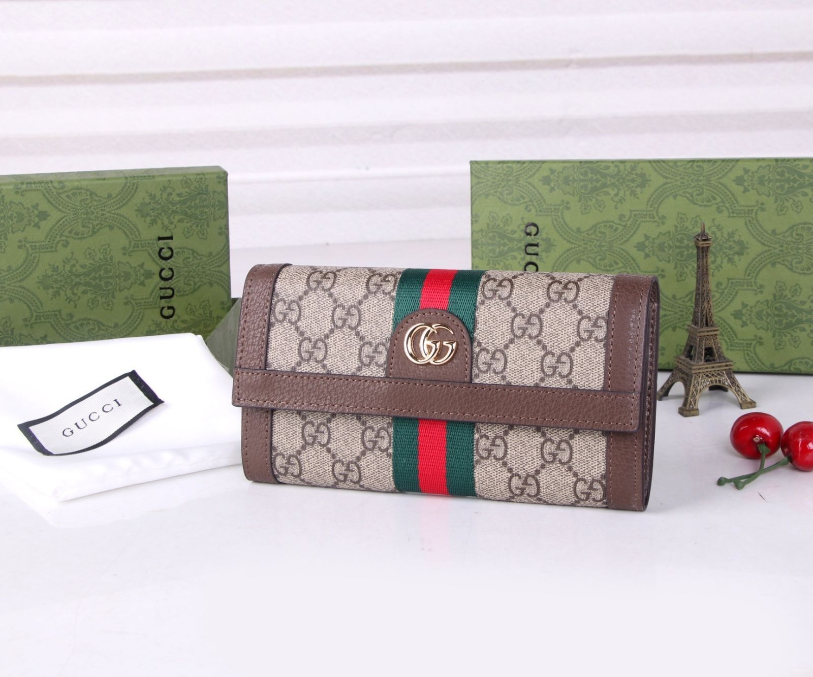 お洒落 即完売 GUCCI グッチ長財布 ウォレット 長財布 小銭入れ お洒落 即完売 GUCCI グッチ長財布 ウォレット 長財布 小銭入れ