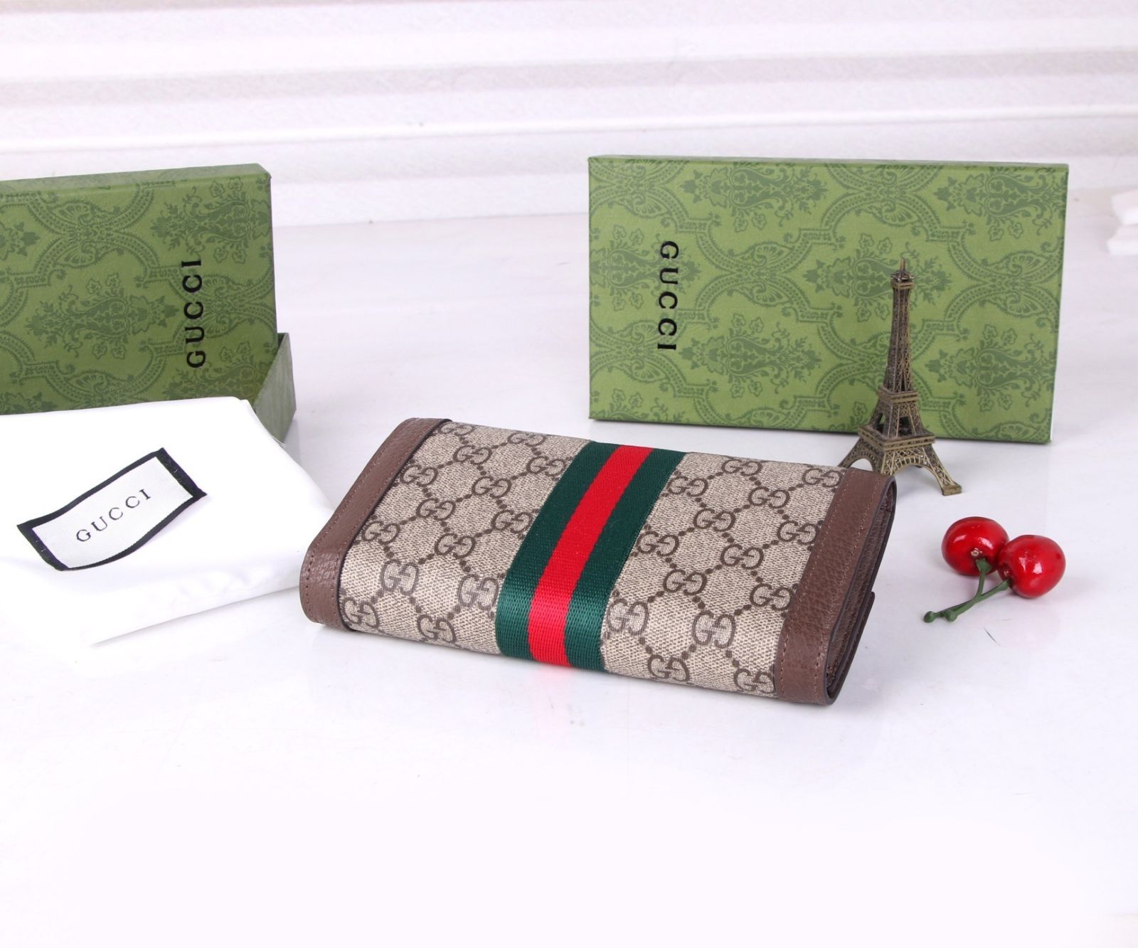 お洒落 即完売 GUCCI グッチ長財布 ウォレット 長財布 小銭入れ お洒落 即完売 GUCCI グッチ長財布 ウォレット 長財布 小銭入れ