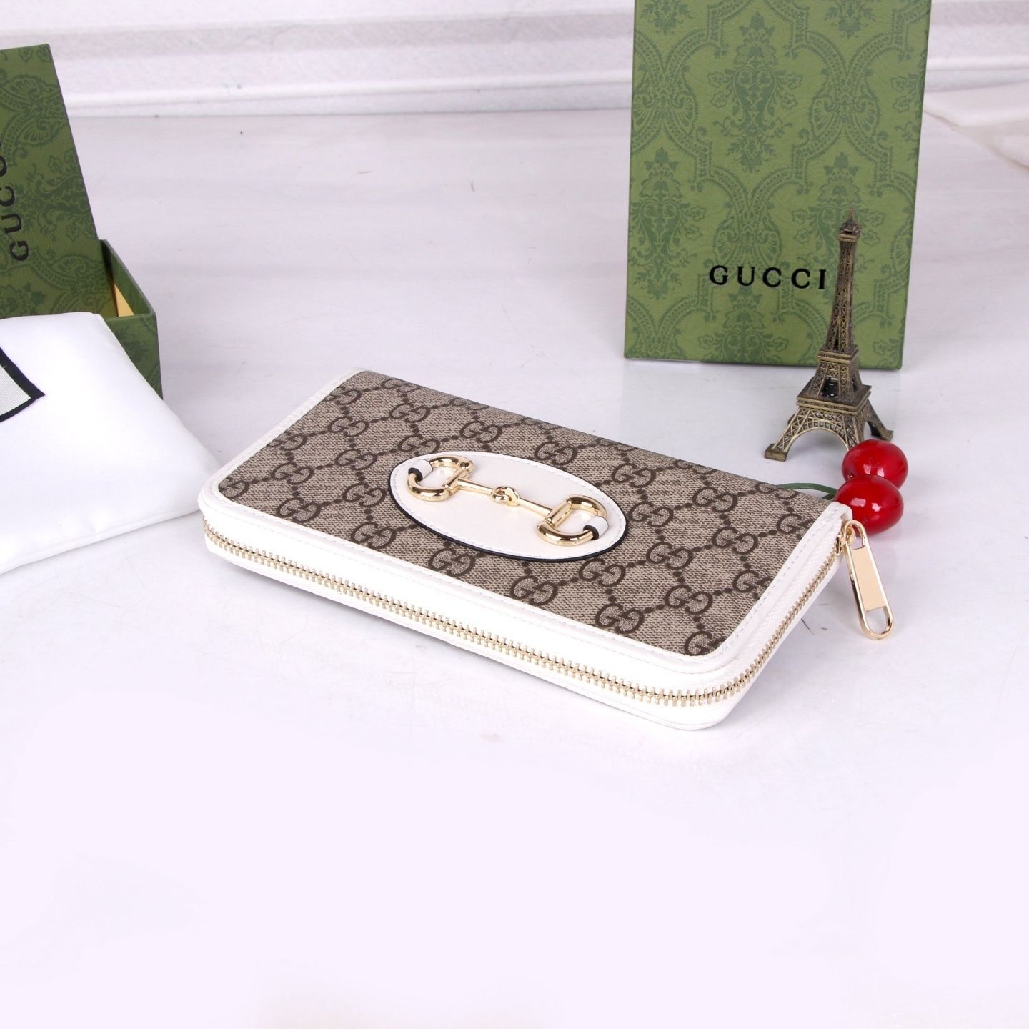送料込☆ GUCCI グッチ長財布 ウォレット 長財布 小銭入れ