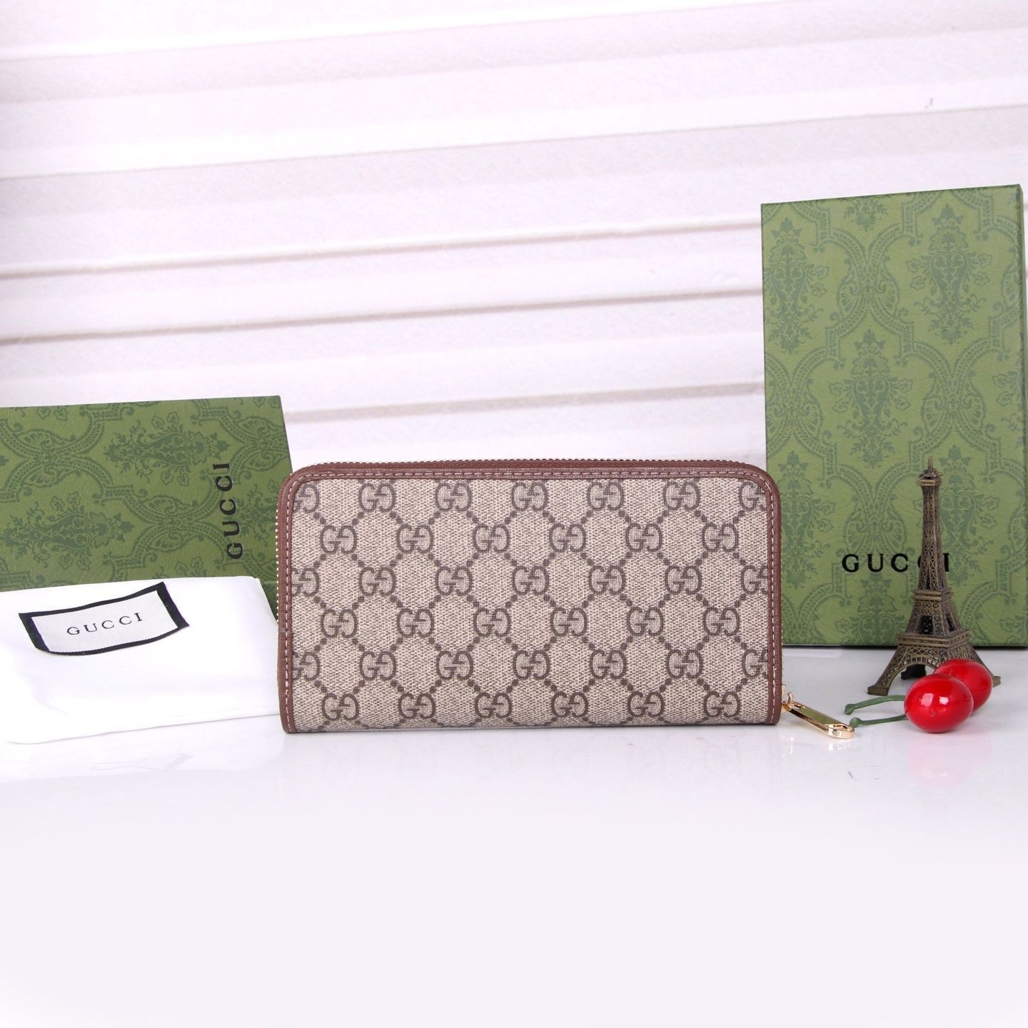 大幅値下げ GUCCI グッチ長財布 ウォレット 長財布 小銭入れ 大幅値下げ GUCCI グッチ長財布 ウォレット 長財布 小銭入れ