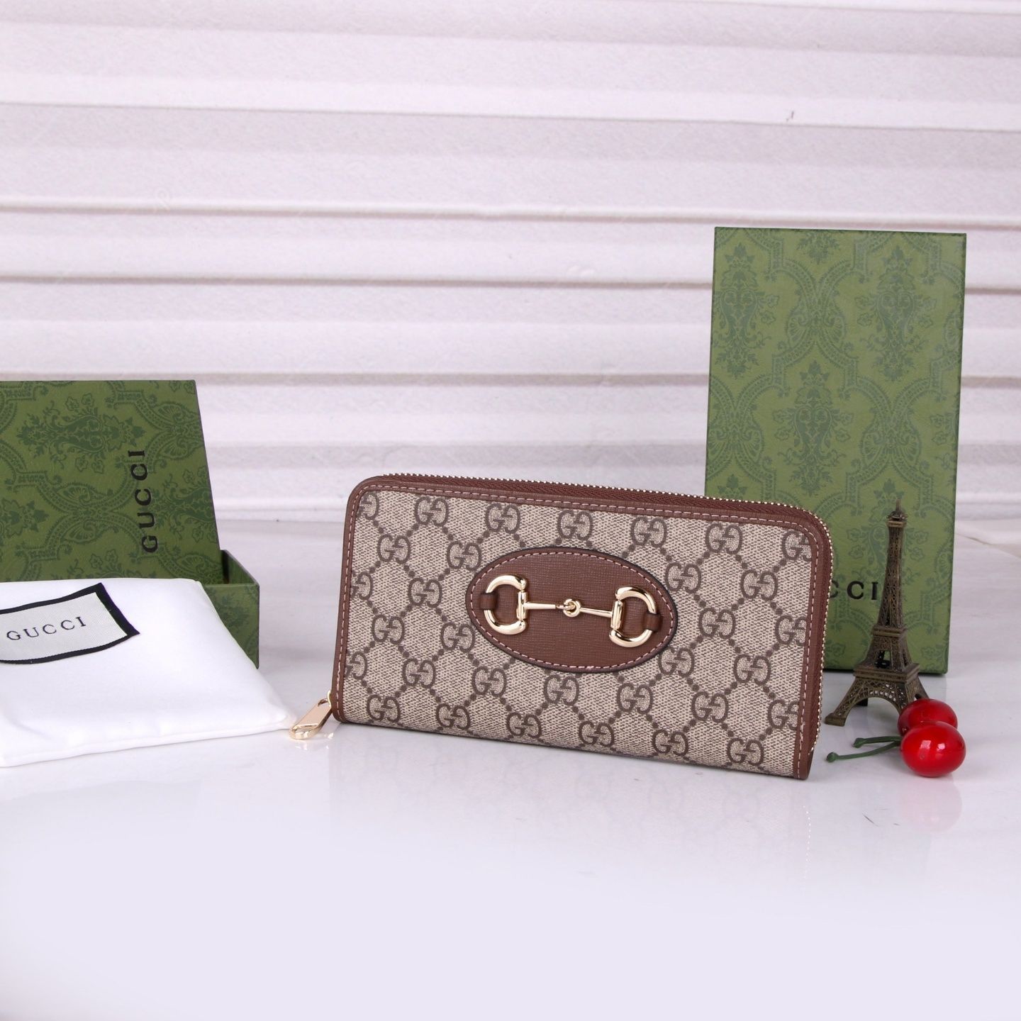 大幅値下げ GUCCI グッチ長財布 ウォレット 長財布 小銭入れ 大幅値下げ GUCCI グッチ長財布 ウォレット 長財布 小銭入れ