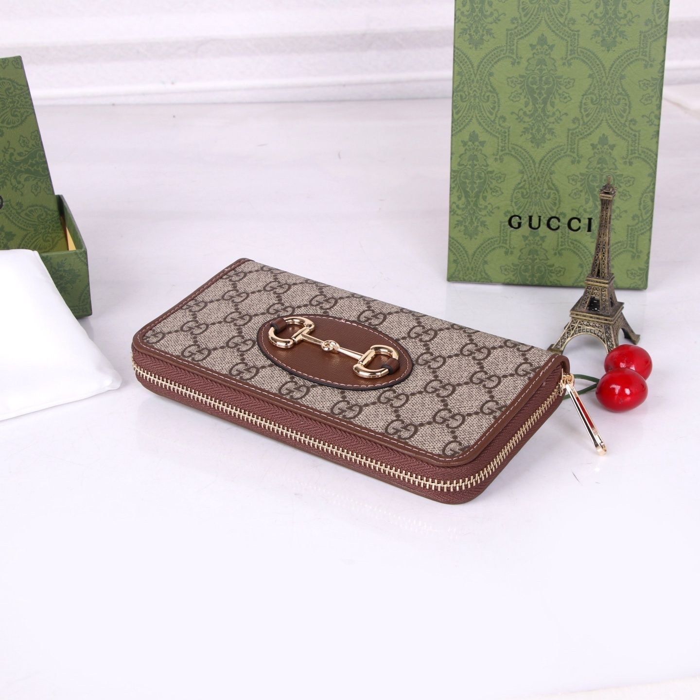 大幅値下げ GUCCI グッチ長財布 ウォレット 長財布 小銭入れ 大幅値下げ GUCCI グッチ長財布 ウォレット 長財布 小銭入れ