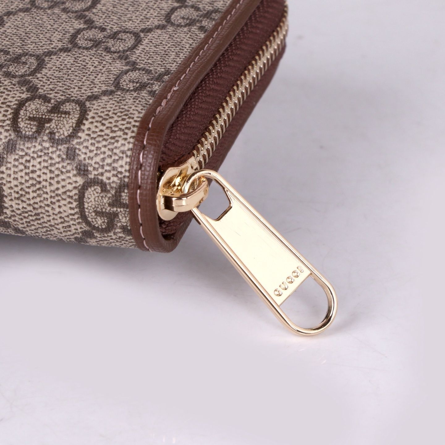 大幅値下げ GUCCI グッチ長財布 ウォレット 長財布 小銭入れ 大幅値下げ GUCCI グッチ長財布 ウォレット 長財布 小銭入れ