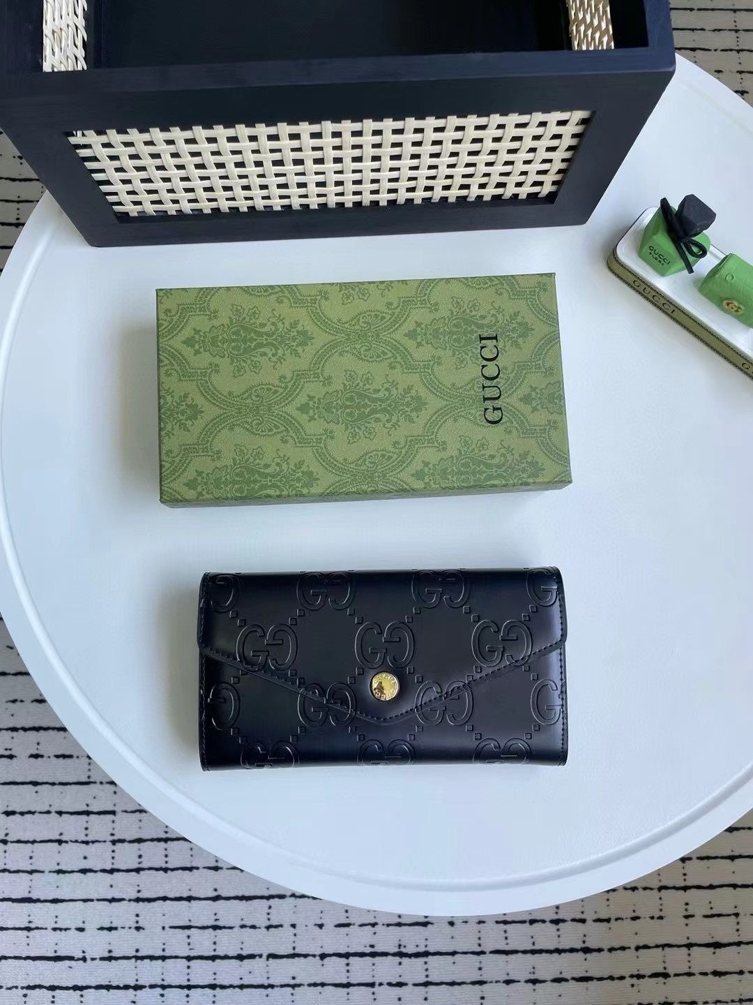 送料無料 GUCCI グッチ ウォレット 長財布 小銭入れ