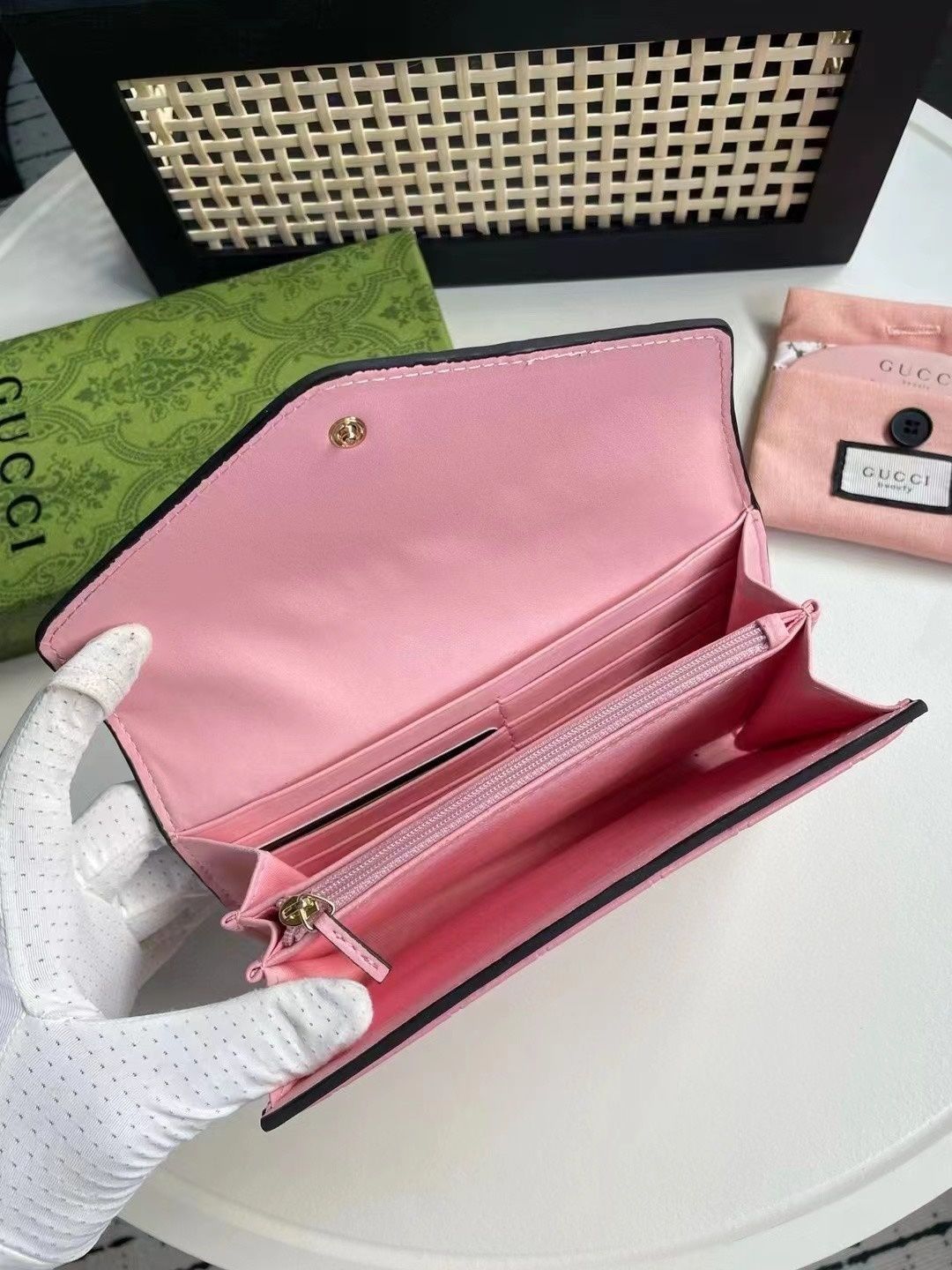超美品 限定品 GUCCI グッチ ウォレット 長財布 小銭入れ 超美品 限定品 GUCCI グッチ ウォレット 長財布 小銭入れ