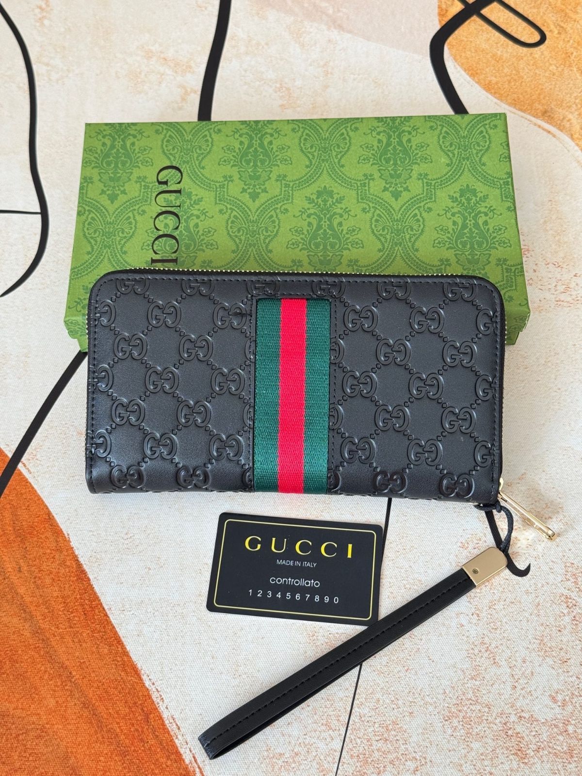 実用性 GUCCI グッチ長財布 ウォレット 長財布 小銭入れ 実用性 GUCCI グッチ長財布 ウォレット 長財布 小銭入れ